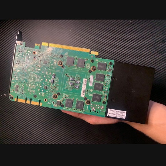 (GRAPHICS CARD) NVIDIQ QUADRO M4000 8 GB GDDR5 PCIe 3.0 x 16 - 4 x DisplayPort - Picture 2 of 2
